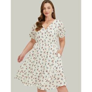 Size 14 - 16 • 1x • BloomChic • Floral Dress with Pockets